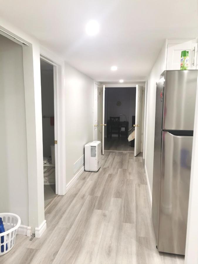 Perfect Location Comfort Private House Lower Level 2 Bedroom Unit มิสซิสซอกา ภายนอก รูปภาพ